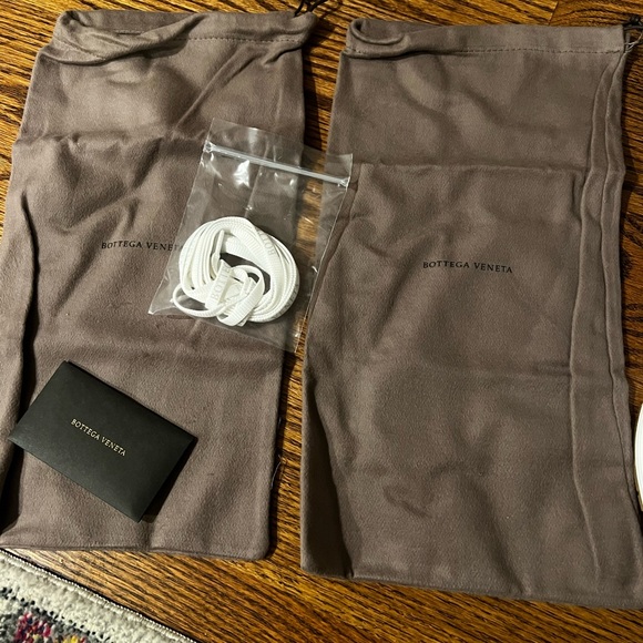 Bottega Veneta Speedster Sneakers - Picture 10 of 12